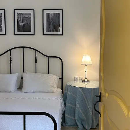 Prestigious Pied A Terre Wignacourt With Views ואלטה